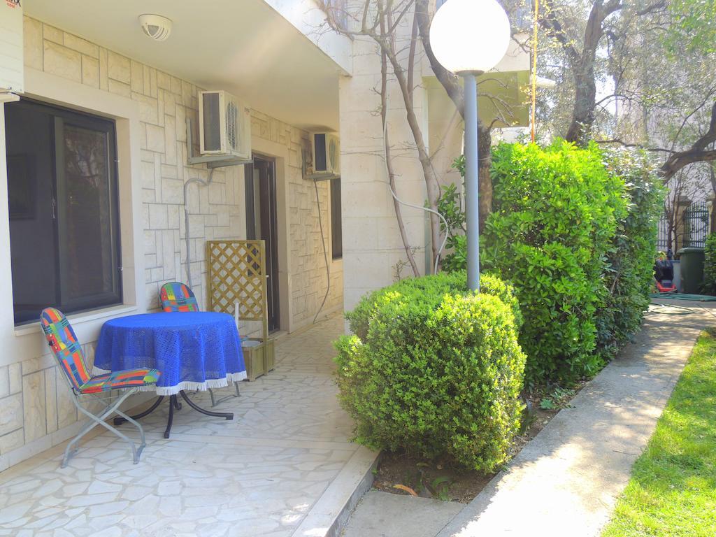 Rooms Villa Desa Budva Bilik gambar